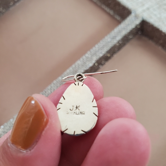 Vintage Native American Inlay Earrings - Picture 4 of 8